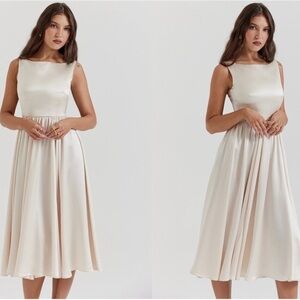 NWOT House of CB 'Shayla' Vintage Cream Sleeveless satin Midi Dress sz XS